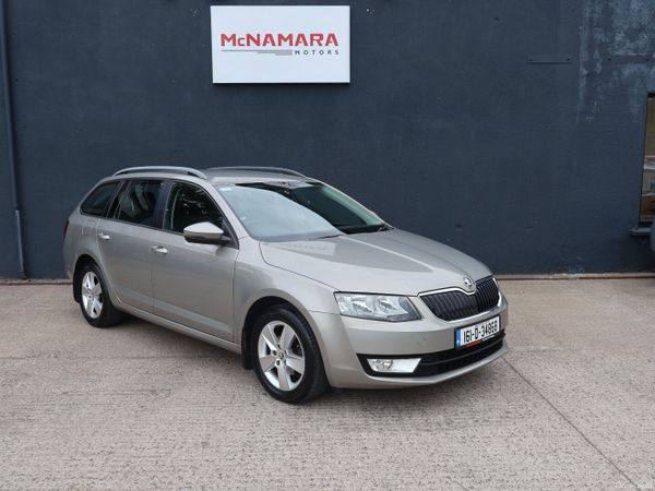 Skoda Octavia Estate, Petrol, 2016, Beige