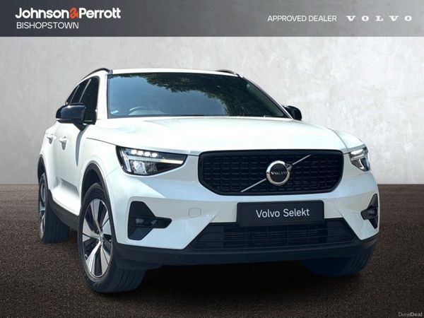 Volvo XC40 SUV, Petrol Hybrid, 2023, White