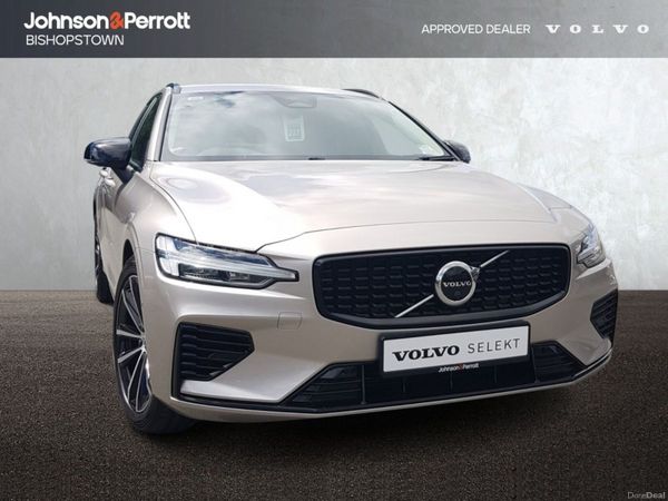 Volvo V60 Estate, Petrol Plug-in Hybrid, 2023, Gold