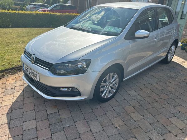 Volkswagen Polo Hatchback, Petrol, 2016, Silver