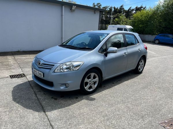 Toyota Auris Hatchback, Diesel, 2010, Blue