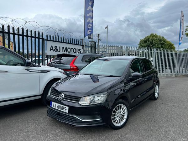 Volkswagen Polo Hatchback, Petrol, 2014, Black