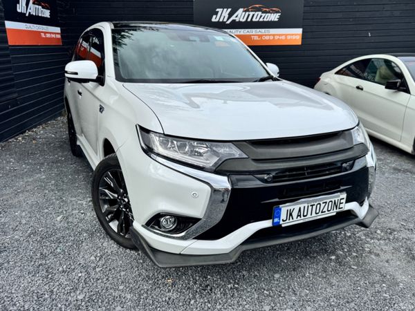 Mitsubishi Outlander MPV, Petrol Plug-in Hybrid, 2018, White