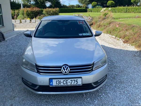 Volkswagen Passat Saloon, Diesel, 2013, Silver