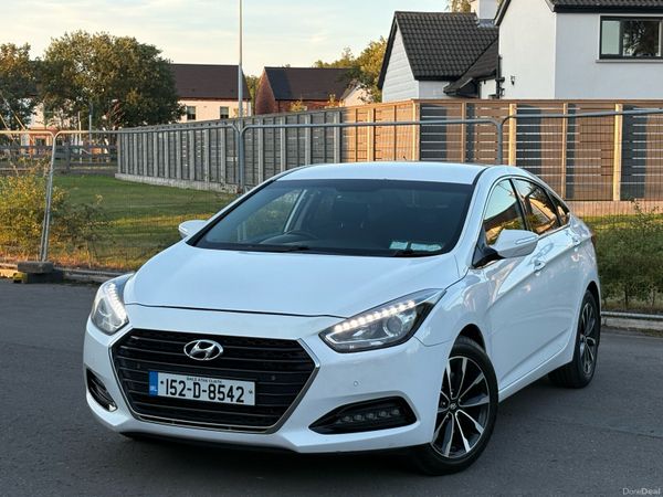 Hyundai i40 Saloon, Diesel, 2015, White