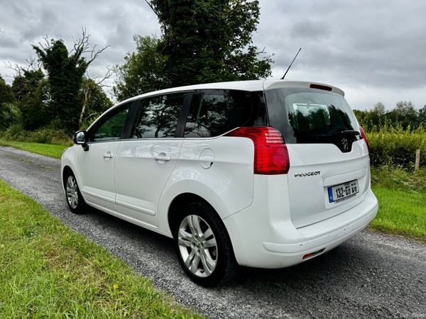 Peugeot 5008 MPV, Diesel, 2013, White