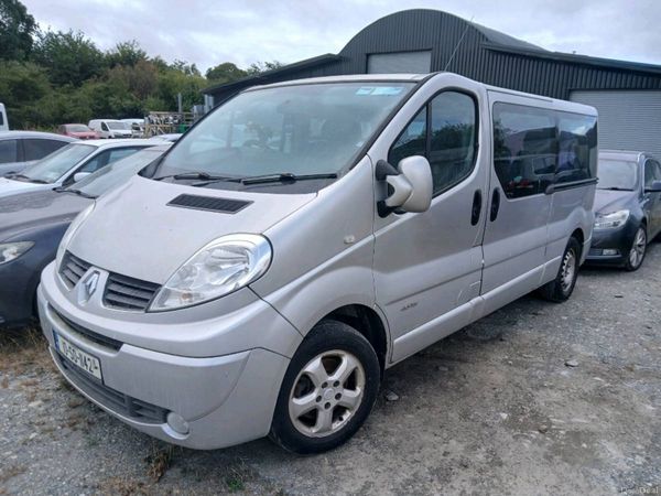 Renault Trafic MPV, Diesel, 2010, Silver