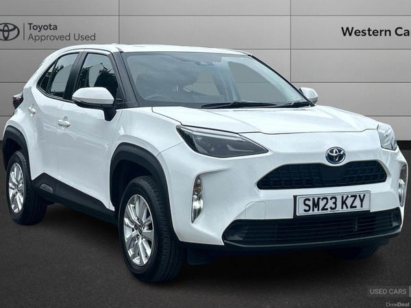 Toyota Yaris Cross SUV, Petrol Hybrid, 2023, White