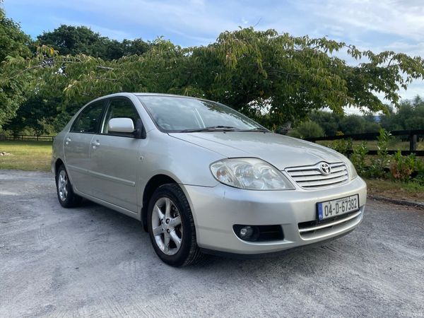Toyota Corolla Saloon, Petrol, 2004, Silver