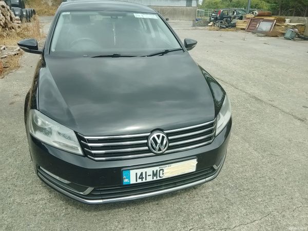 Volkswagen Passat Saloon, Diesel, 2014, Black