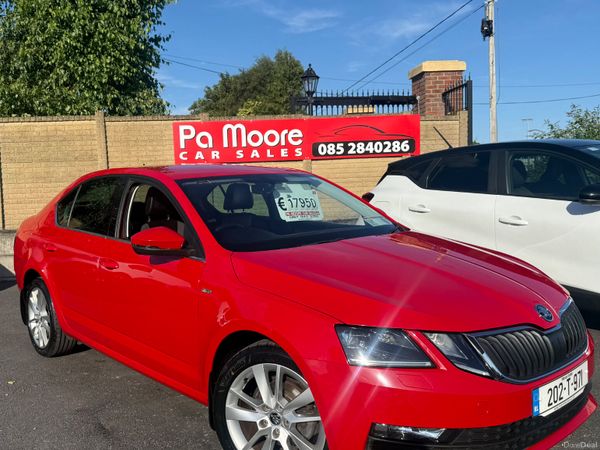 Skoda Octavia Saloon, Diesel, 2020, Red