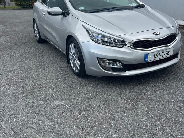 Kia Ceed Hatchback, Diesel, 2015, Silver