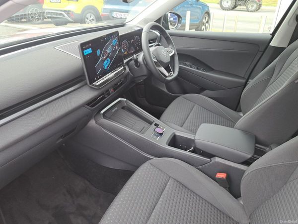 Volkswagen T-Roc SUV, Petrol, 2026, Black