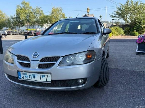 Nissan Almera Hatchback, Petrol, 2005, Silver