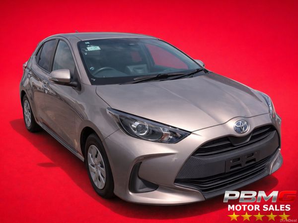 Toyota Yaris Hatchback, Petrol, 2022, Grey