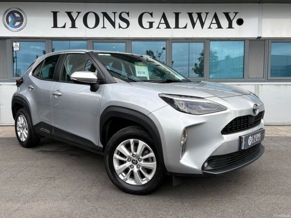 Toyota Yaris Cross Hatchback, Petrol Hybrid, 2024, Grey