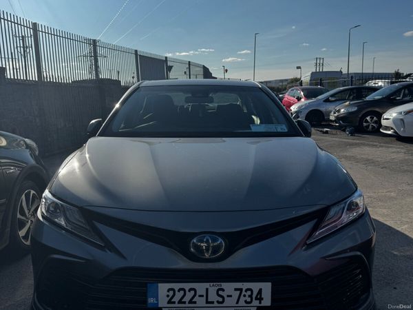Toyota Camry Saloon, Petrol Hybrid, 2022, Grey
