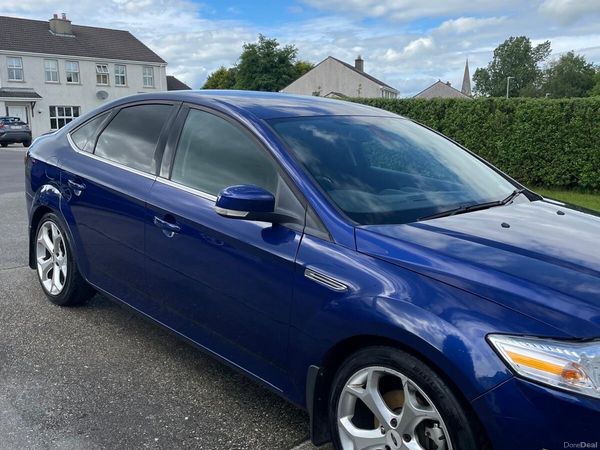 Ford Mondeo Hatchback, Diesel, 2013, Blue