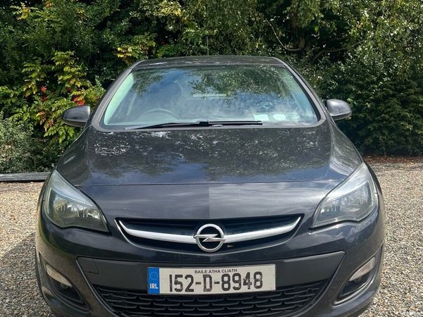Opel Astra Hatchback, Diesel, 2015, Black