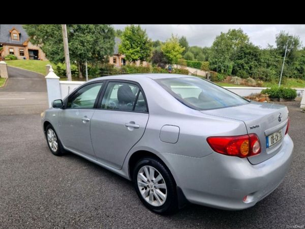 Toyota Corolla Saloon, Petrol, 2008, Silver