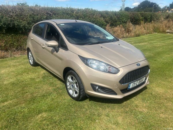 Ford Fiesta Hatchback, Petrol, 2017, Brown