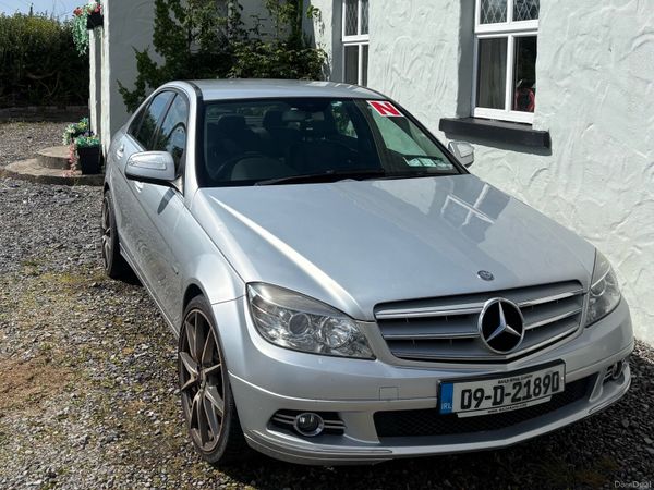 Mercedes-Benz C-Class Saloon, Diesel, 2009, Silver