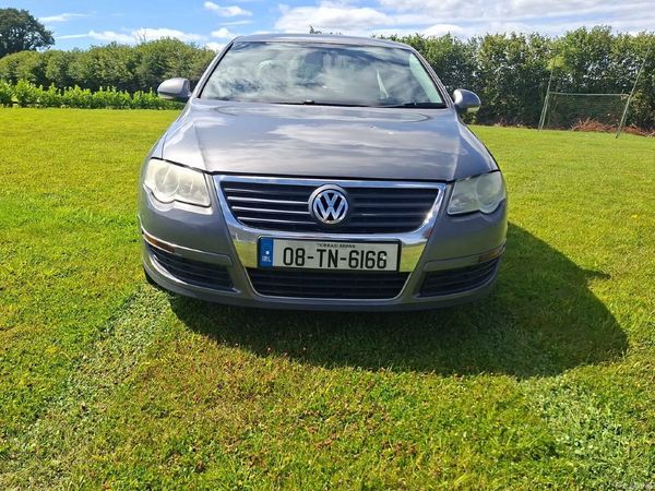 Volkswagen Passat Saloon, Diesel, 2008, Grey