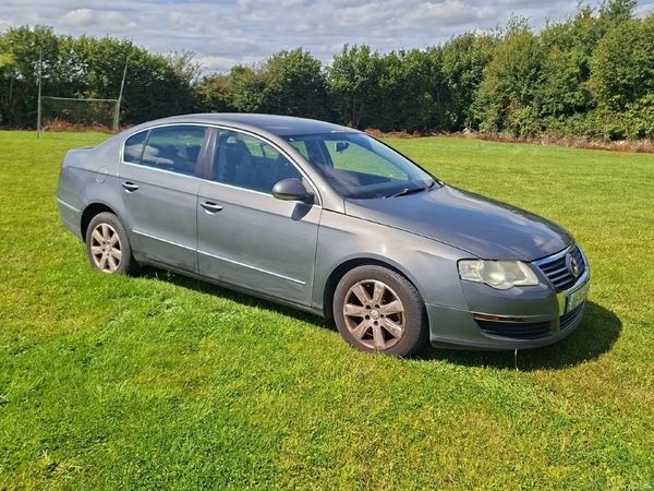 Volkswagen Passat Saloon, Diesel, 2008, Grey