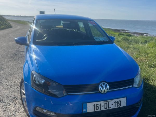 Volkswagen Polo Hatchback, Petrol, 2016, Blue