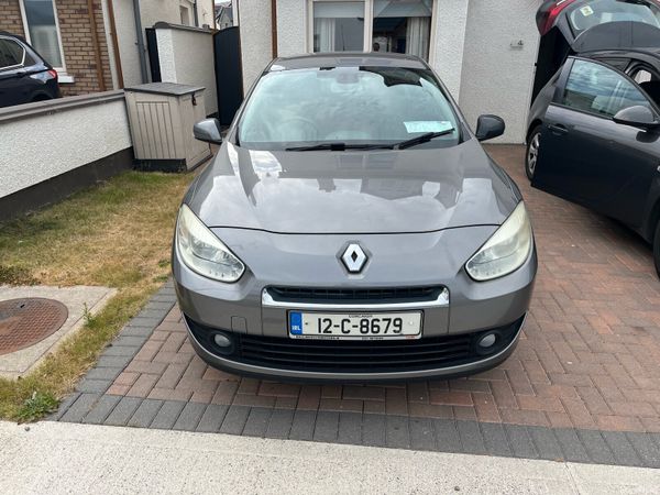 Renault Fluence Saloon, Diesel, 2012, Grey
