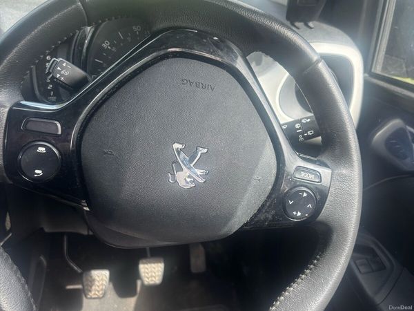 Peugeot 108 Hatchback, Petrol, 2015, Blue