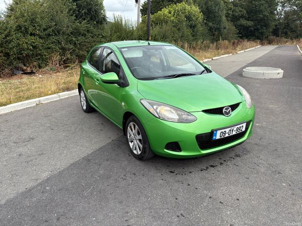 Mazda Mazda2 Hatchback, Petrol, 2009, Green