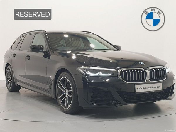 BMW 5-Series Estate, Petrol Plug-in Hybrid, 2021, Black