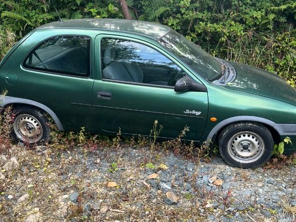 Opel Corsa Hatchback, Petrol, 1996, Green