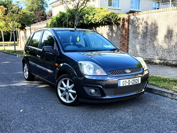 Ford Fiesta Hatchback, Petrol, 2007, Silver