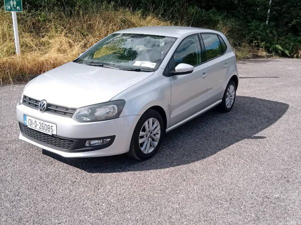 Volkswagen Polo Hatchback, Petrol, 2013, Silver