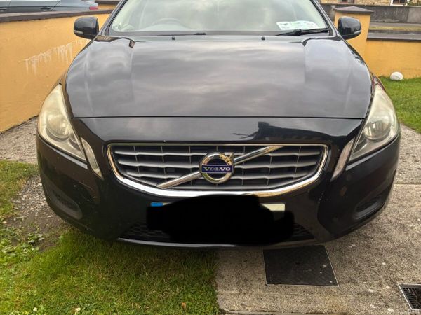 Volvo S60 Saloon, Diesel, 2012, Black