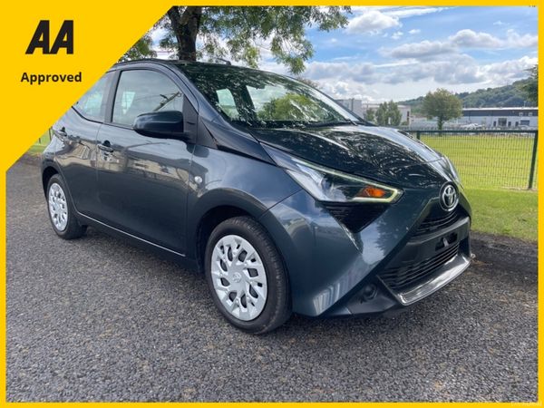 Toyota Aygo Hatchback, Petrol, 2019, Grey
