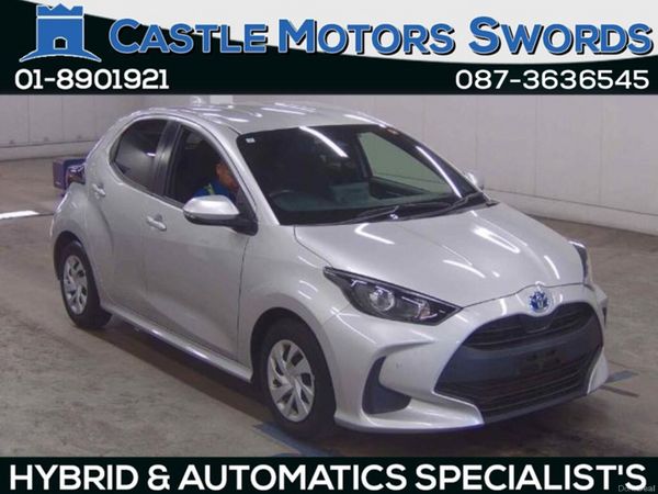 Toyota Aqua Hatchback, Petrol Hybrid, 2021, Silver
