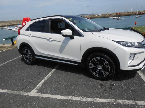 Mitsubishi Eclipse Cross Estate/Jeep, Petrol, 2019, White