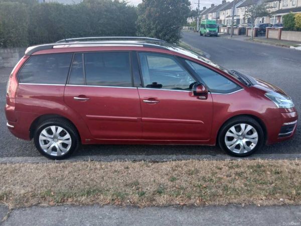 Citroen C4 Picasso MPV, Diesel, 2013, Red