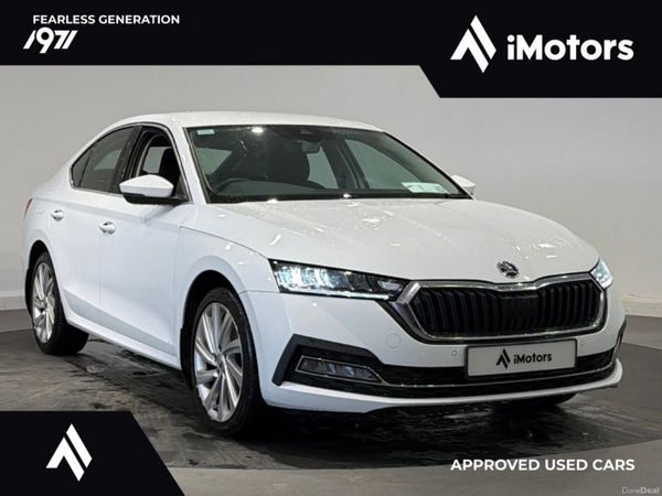 Skoda Octavia Saloon, Diesel, 2023, White