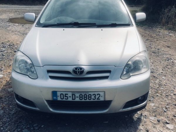 Toyota Corolla Hatchback, Diesel, 2005, Silver