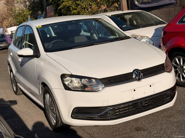 Volkswagen Polo Hatchback, Petrol, 2018, White