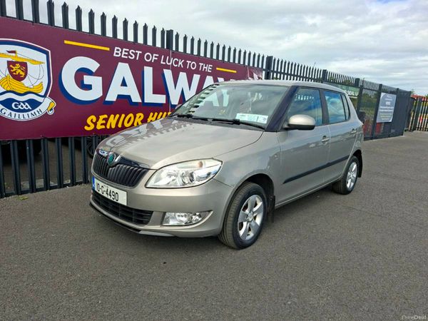 Skoda Fabia Hatchback, Petrol, 2010, Beige