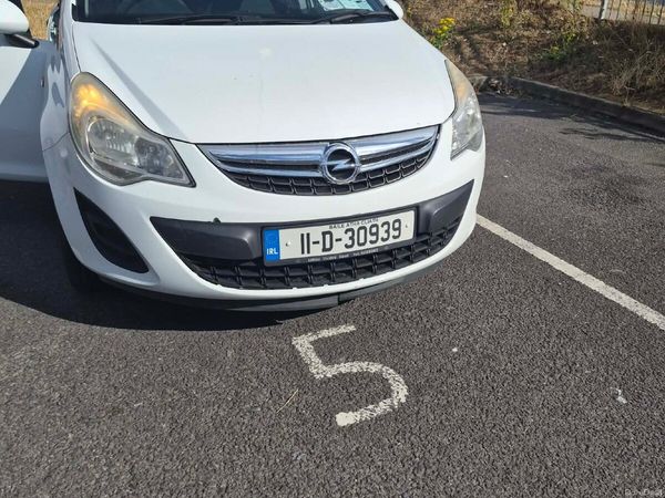 Opel Corsa Hatchback, Petrol, 2011, White