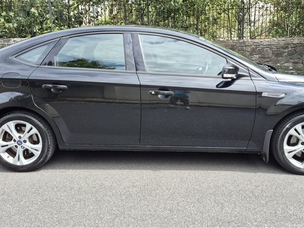 Ford Mondeo Hatchback, Diesel, 2013, Black