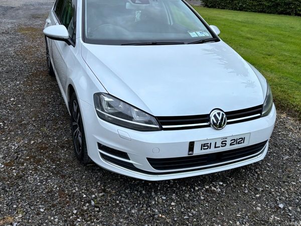 Volkswagen Golf Hatchback, Petrol, 2015, White