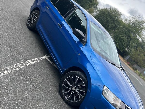 Skoda Rapid Saloon, Petrol, 2015, Blue