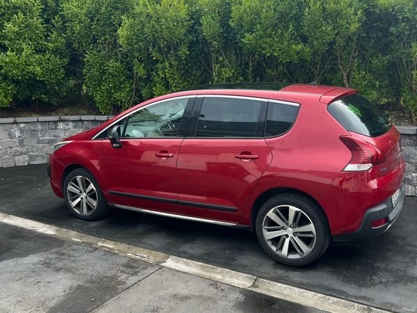 Peugeot 3008 SUV, Diesel, 2015, Red